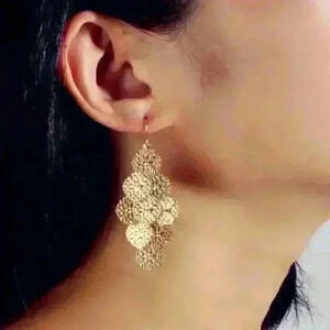 New Hollow Out Round Charm Drop Earrings